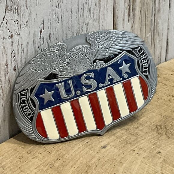 USA Eagle Crest Belt Buckle Mens 1983 Buckle Bakery Military Flag Patriotic - Picture 1 of 6